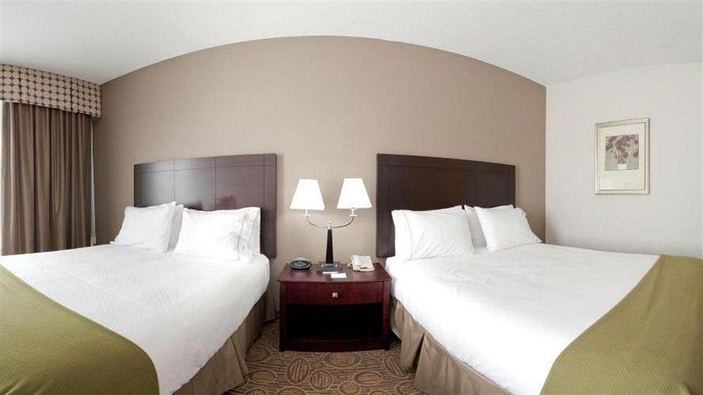 Holiday Inn Express Palatka Northwest By Ihg Exterior photo
