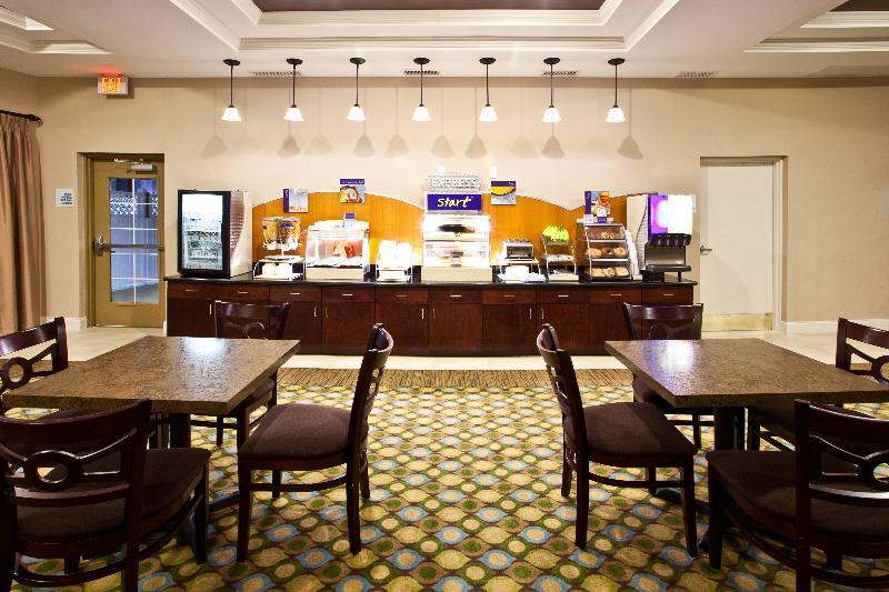 Holiday Inn Express Palatka Northwest By Ihg Exterior photo
